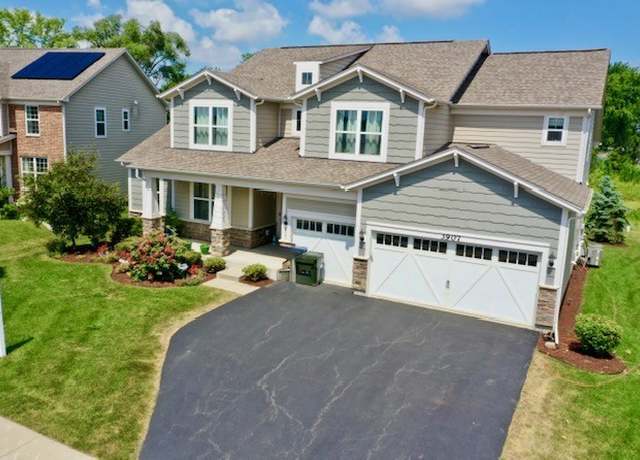 Property at 3907 Nannyberry St, Naperville, IL 60564, 4 beds, 3.5 baths