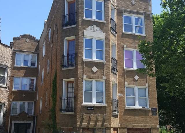 Property at 6847 S Indiana Ave, Chicago, IL 60637, 15 beds, 6 baths