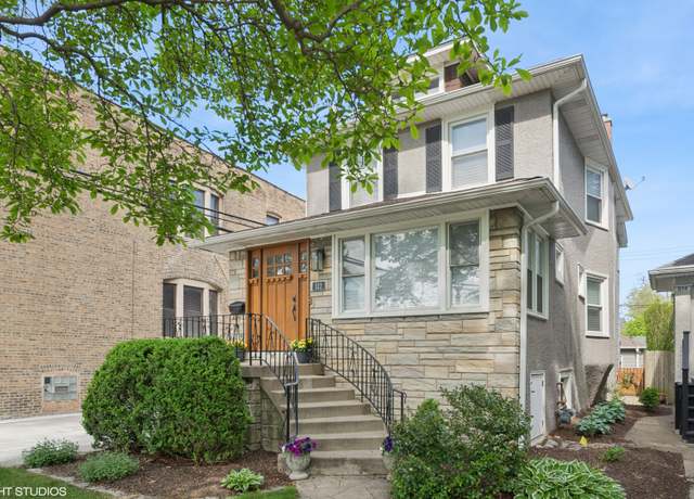 Property at 512 S East Ave, Oak Park, IL 60304, 3 beds, 2 baths
