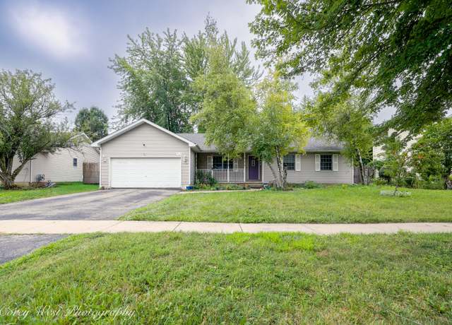 Property at 134 Brian St, Sycamore, IL 60178, 3 beds, 2 baths