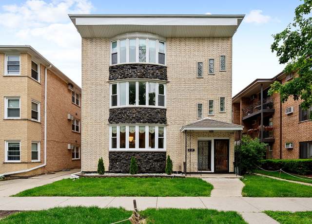 Property at 8729 W Summerdale Ave, Chicago, IL 60656, 9 beds, 7 baths