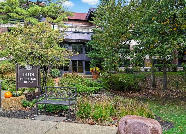 Property at 1409 Burr Oak Rd Unit 311A, Hinsdale, IL 60521, 2 beds, 2 baths