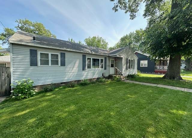 Property at 420 Wabash St, Wilmington, IL 60481, 3 beds, 2 baths