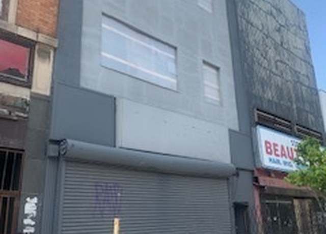 Property at 9128 S Commercial Ave, Chicago, IL 60617
