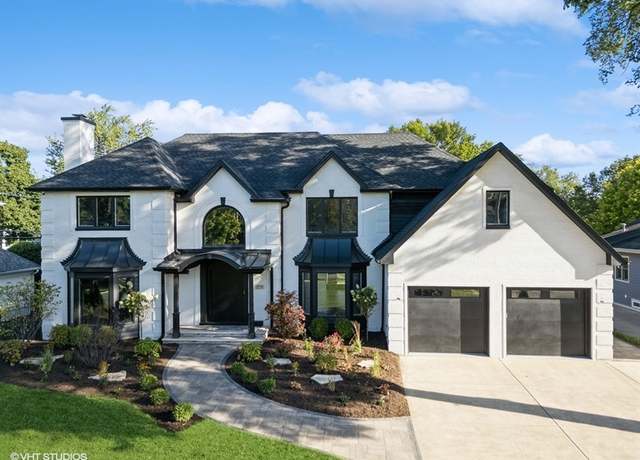 Property at 179 E South St, Elmhurst, IL 60126, 5 beds, 5.5 baths