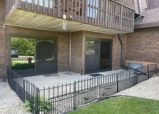 Property at 1616 Richmond Cir #101, Joliet, IL 60435, 2 beds, 1 bath