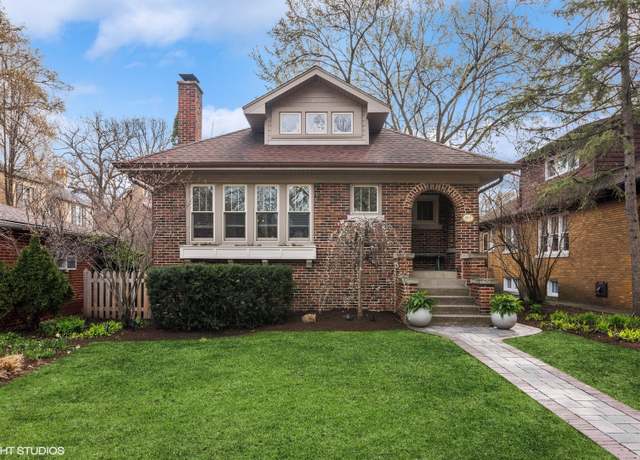 Property at 2207 Bennett Ave, Evanston, IL 60201, 4 beds, 2.5 baths