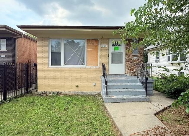 Property at 1039 W 103rd St, Chicago, IL 60643, 3 beds, 1.5 baths