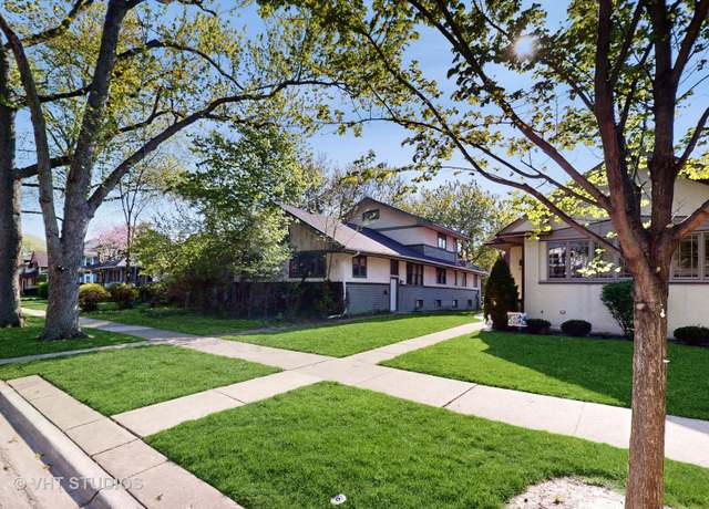 Property at 827 N Grove Ave, Oak Park, IL 60302, 4 beds, 3 baths