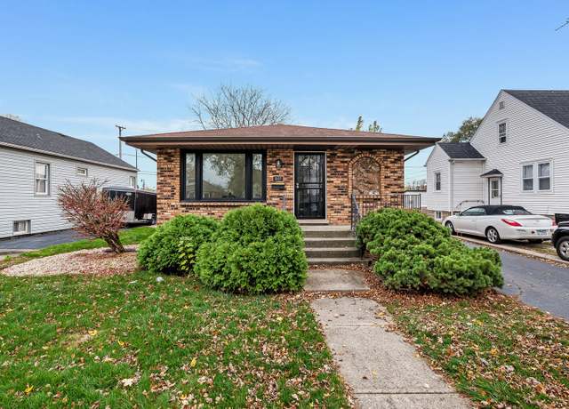 Property at 3337 Washington St, Lansing, IL 60438, 4 beds, 2.5 baths