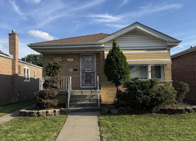 Property at 2115 W 82nd Pl, Chicago, IL 60620, 2 beds, 1.5 baths