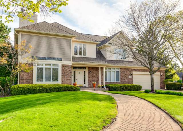 Property at 2552 Buckland Ln, Northbrook, IL 60062, 3 beds, 2.5 baths