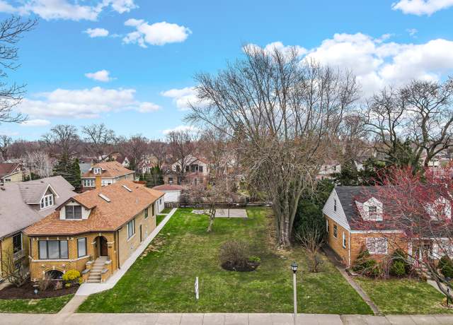 Property at 7825 Kolmar Ave, Skokie, IL 60076
