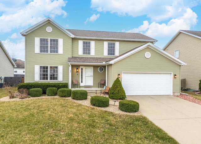 Property at 3001 Three Eagles St, Normal, IL 61761, 5 beds, 3.5 baths