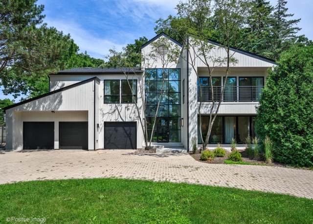 Property at 941 Skokie Ridge Dr, Glencoe, IL 60022, 6 beds, 5 baths