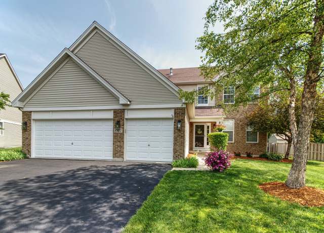 Property at 8307 Newbridge Ct, Joliet, IL 60431, 4 beds, 2.5 baths