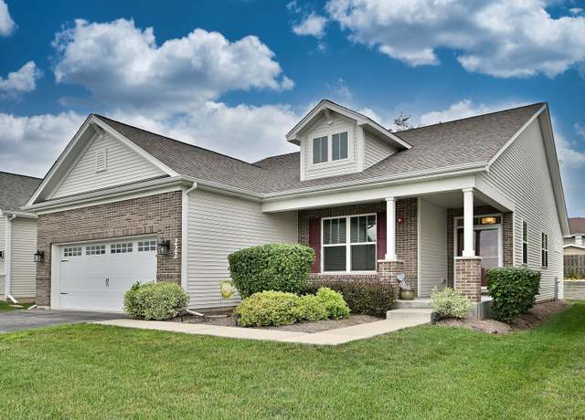 Property at 222 N Sunset Ln, Addison, IL 60101, 2 beds, 2 baths