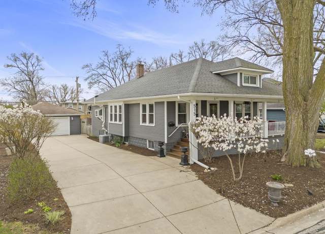 Property at 515 Austin St, Downers Grove, IL 60515, 3 beds, 3 baths