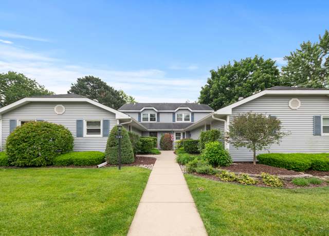 Property at 5329 Woodland Dr Unit 1B, Oak Forest, IL 60452, 2 beds, 1 bath