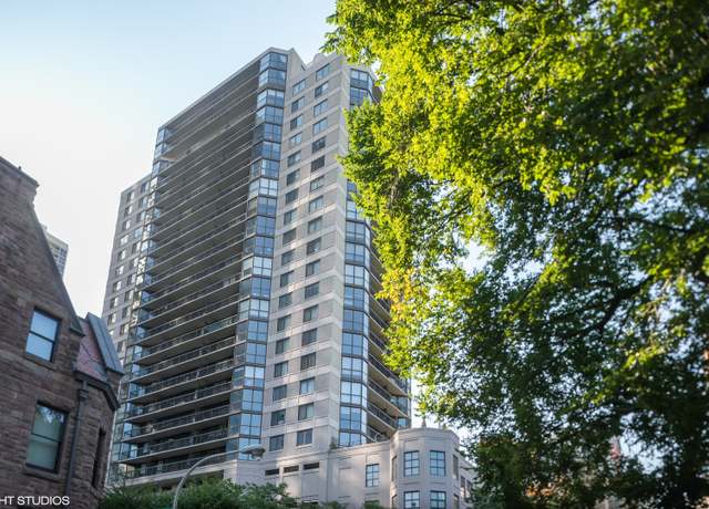 Property at 33 W Delaware Pl Unit 13E, Chicago, IL 60610, 1 bath