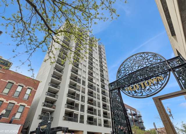 Property at 1212 N Wells St #402, Chicago, IL 60610, 1 bed, 1 bath