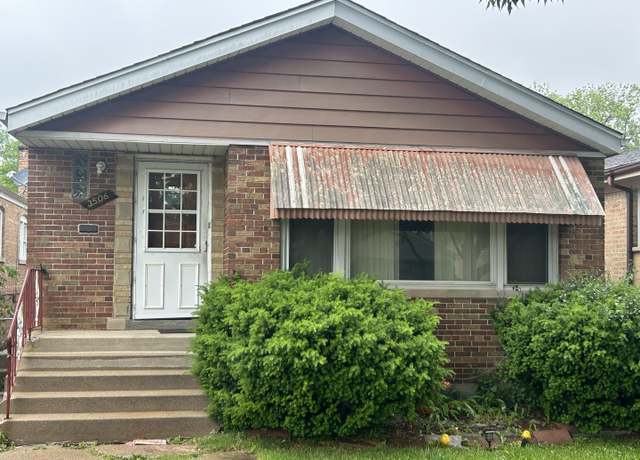 Property at 3506 W 78th St, Chicago, IL 60652, 4 beds, 2 baths