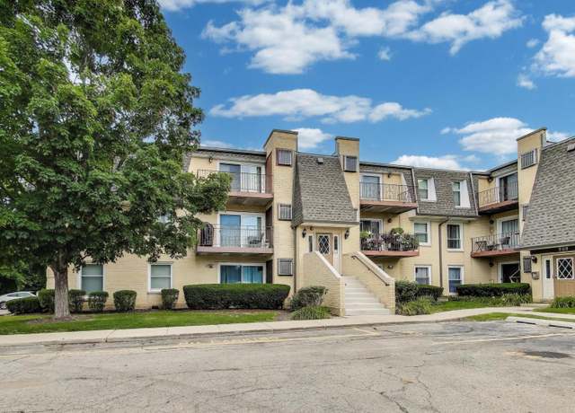 Property at 810 N River Rd Unit 1C, Mount Prospect, IL 60056, 1 bed, 1 bath