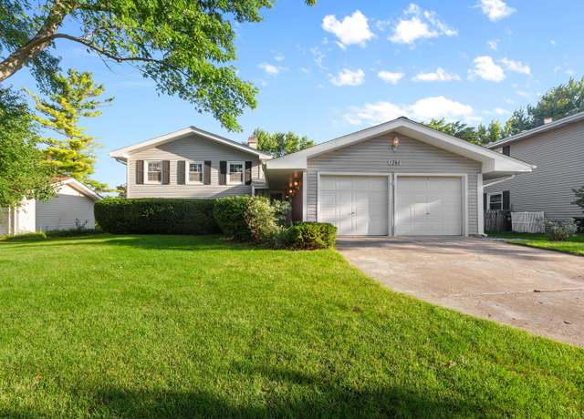 Property at 1360 Mayfield Ln, Hoffman Estates, IL 60169, 4 beds, 2.5 baths