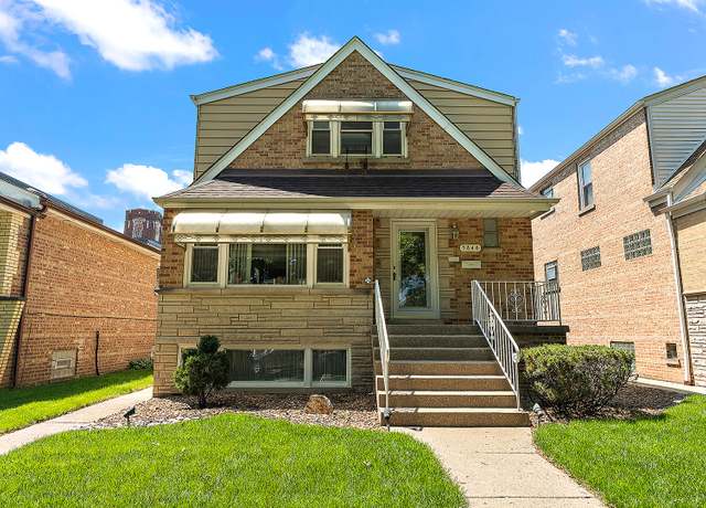 Property at 3840 S Wolcott Ave, Chicago, IL 60609, 5 beds, 3 baths