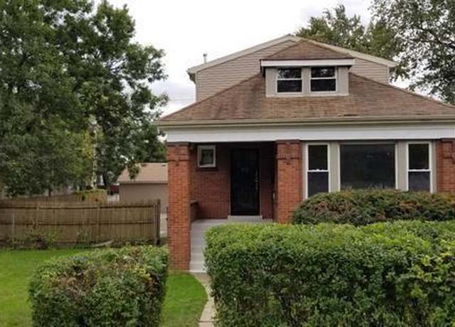 Property at 1103 W 104th Pl, Chicago, IL 60643, 5 beds, 3 baths