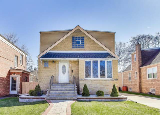 Property at 7407 W Main St, Niles, IL 60714, 4 beds, 2.5 baths