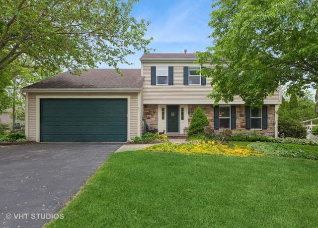 Property at 115 Lewis Ct, St. Charles, IL 60174, 4 beds, 3.5 baths