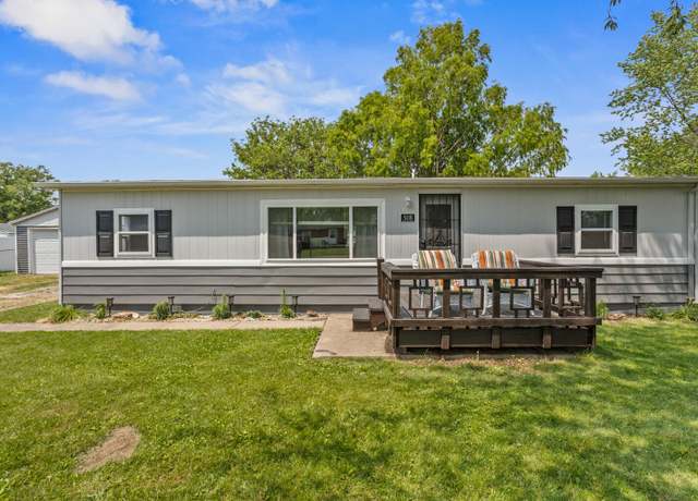 Property at 508 W Park St, Thomasboro, IL 61878, 3 beds, 1.5 baths