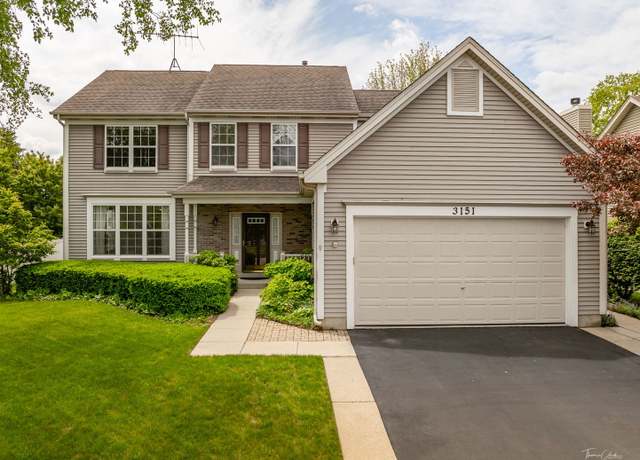 Property at 3151 Sawgrass Dr, Aurora, IL 60502, 4 beds, 2.5 baths