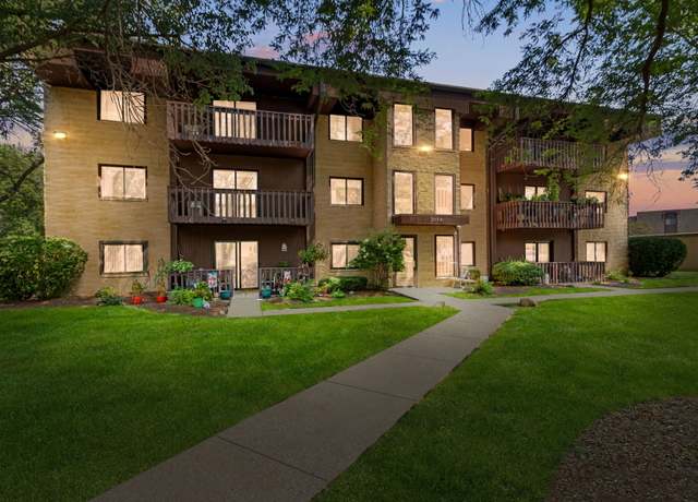 Property at 3119 Ingalls Ave Unit 2A, Joliet, IL 60435, 2 beds, 2 baths