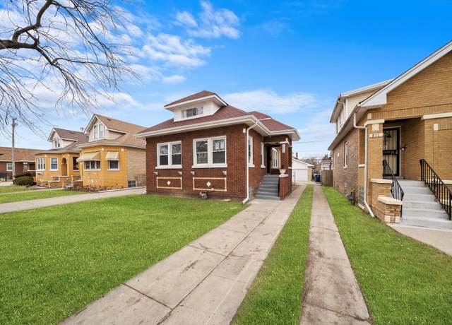 Property at 809 S 21st Ave, Maywood, IL 60153, 4 beds, 2.5 baths