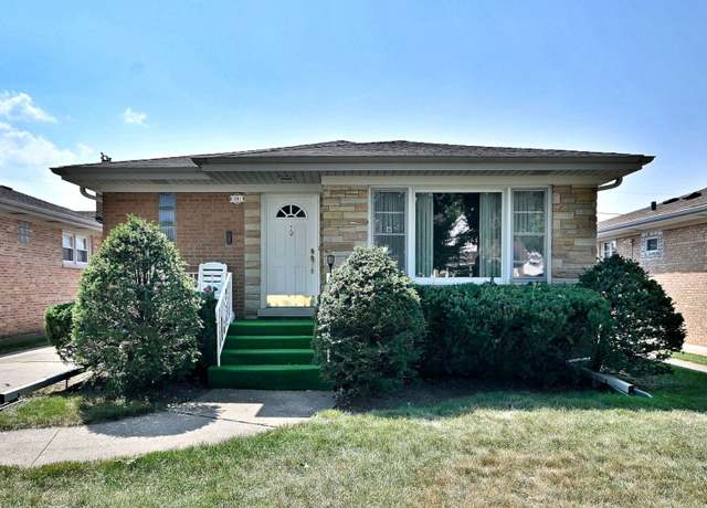 Property at 8038 N Oconto Ave, Niles, IL 60714, 3 beds, 1.5 baths