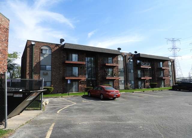 Property at 13715 S Stewart Ave Unit 2E, Riverdale, IL 60827, 2 beds, 1 bath