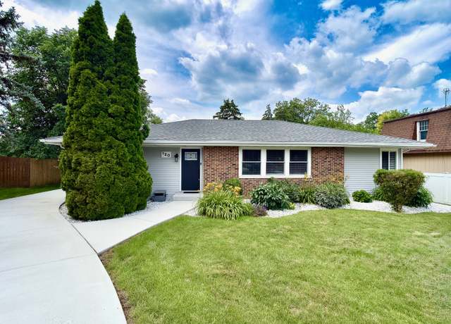 Property at 120 Walter Ct, Bloomingdale, IL 60108, 3 beds, 2 baths