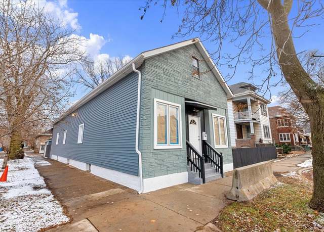 Property at 8601 S Houston Ave, Chicago, IL 60617, 4 beds, 3 baths