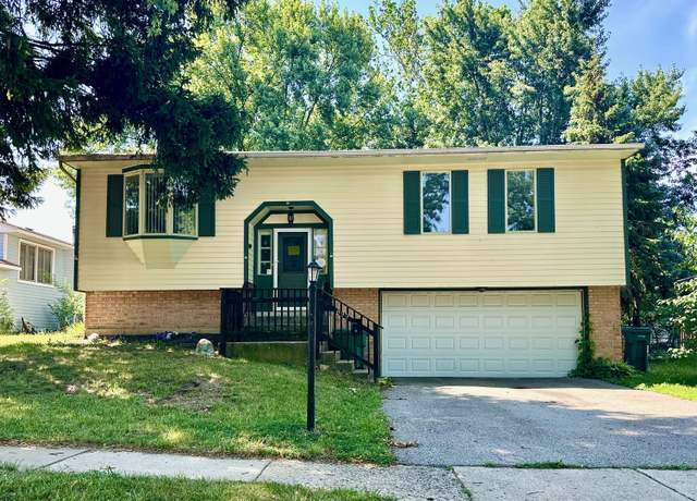 Property at 899 Carl Ave, Elgin, IL 60120, 4 beds, 2.5 baths