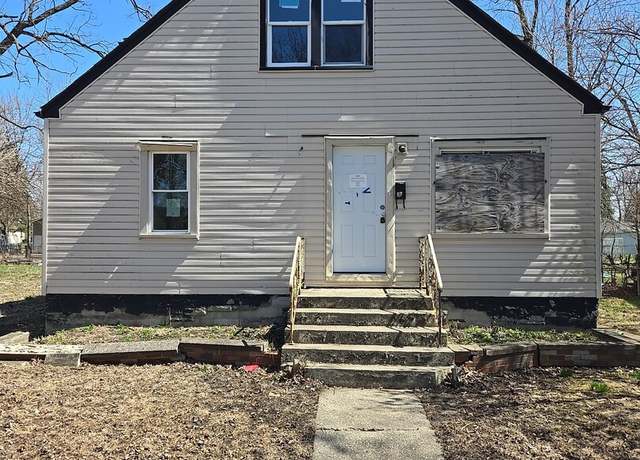 Property at 15641 Paulina St, Harvey, IL 60426, 3 beds, 2 baths