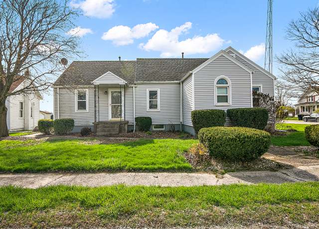Property at 509 N Raub Ave, Donovan, IL 60931, 3 beds, 2 baths