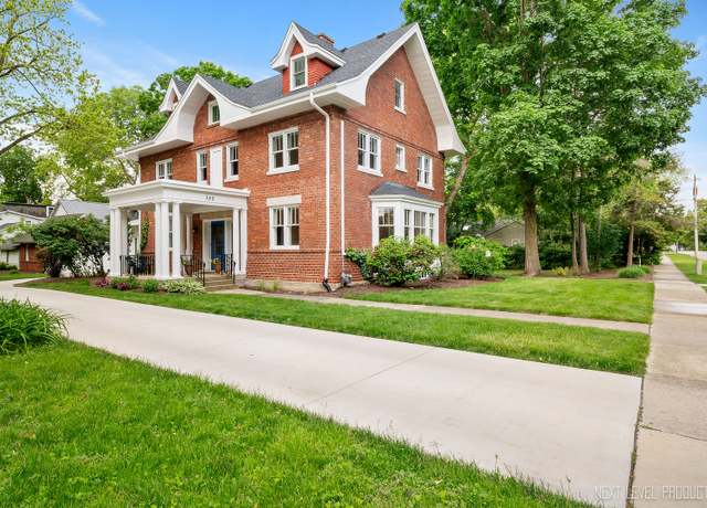 Property at 352 Elm St, Batavia, IL 60510, 5 beds, 2.5 baths
