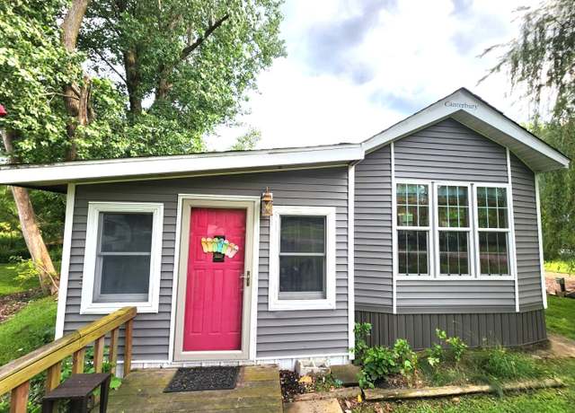Property at 28/21 Woodhaven, Sublette, IL 61367