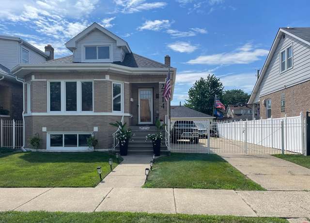 Property at 2714 N Mango Ave, Chicago, IL 60639, 6 beds, 2.5 baths