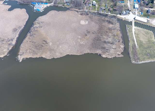 Property at 26286 W Lotus Rd, Antioch, IL 60002