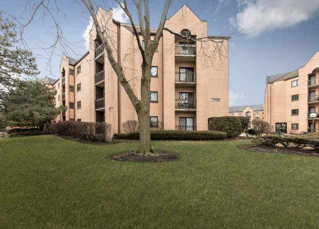 Property at 7420 W Lawrence Ave #109, Harwood Heights, IL 60706, 2 beds, 2 baths