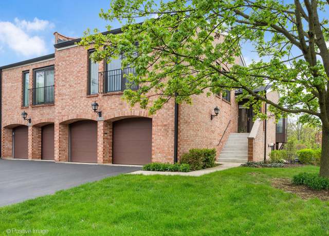 Property at 2S764 Jamestown Trl #764, Oak Brook, IL 60523, 2 beds, 2.5 baths