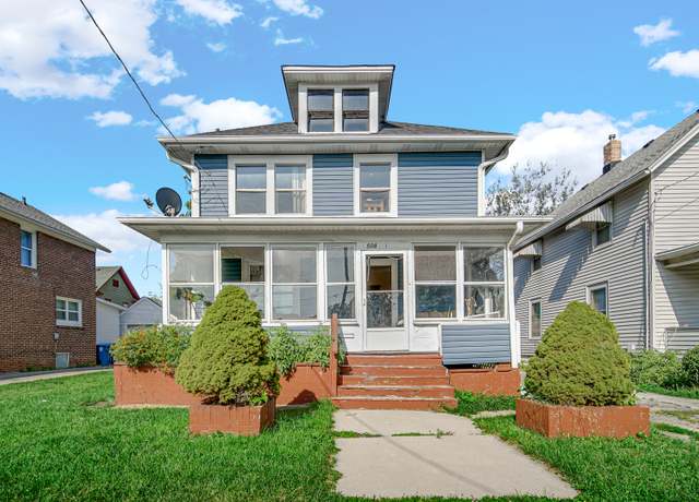 Property at 508 N View St, Aurora, IL 60506, 3 beds, 1.5 baths